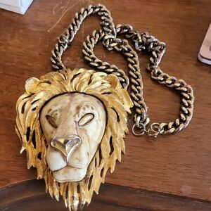 Vintage Razza Gold-Tone Lion Head Pendant Necklace
